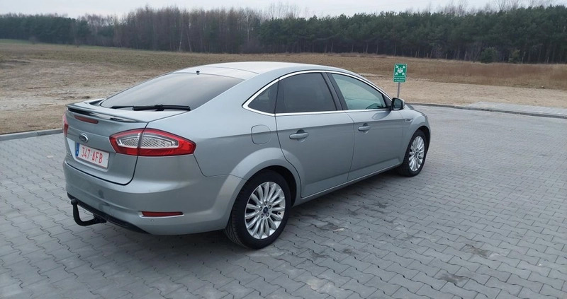 Ford Mondeo cena 31900 przebieg: 222000, rok produkcji 2014 z Mrągowo małe 562